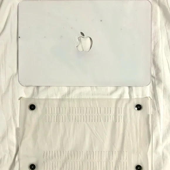 Purple Marble MacBook Pro Case, Snap - Picture 7 of 9